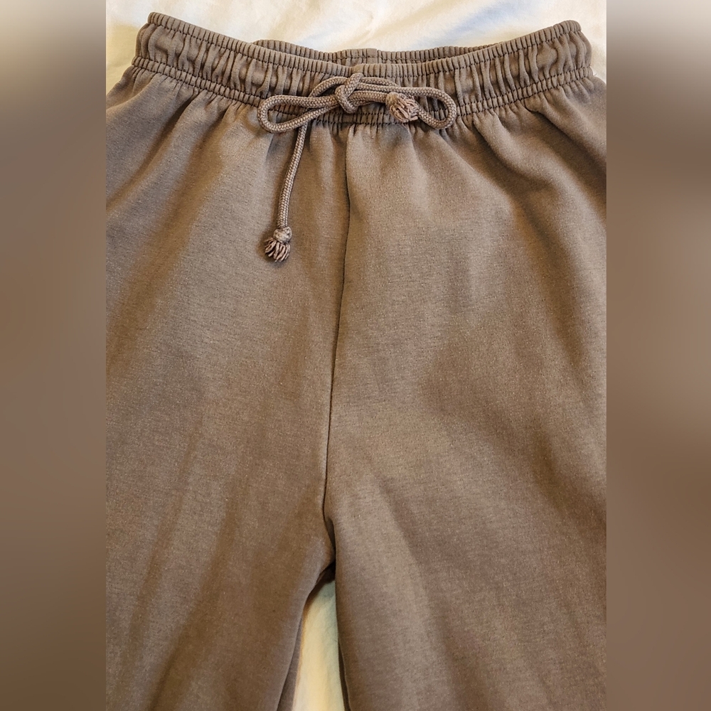 Zara Women's Straight Leg Sweatpants Size Medium Taupe - Picture 3 of 6